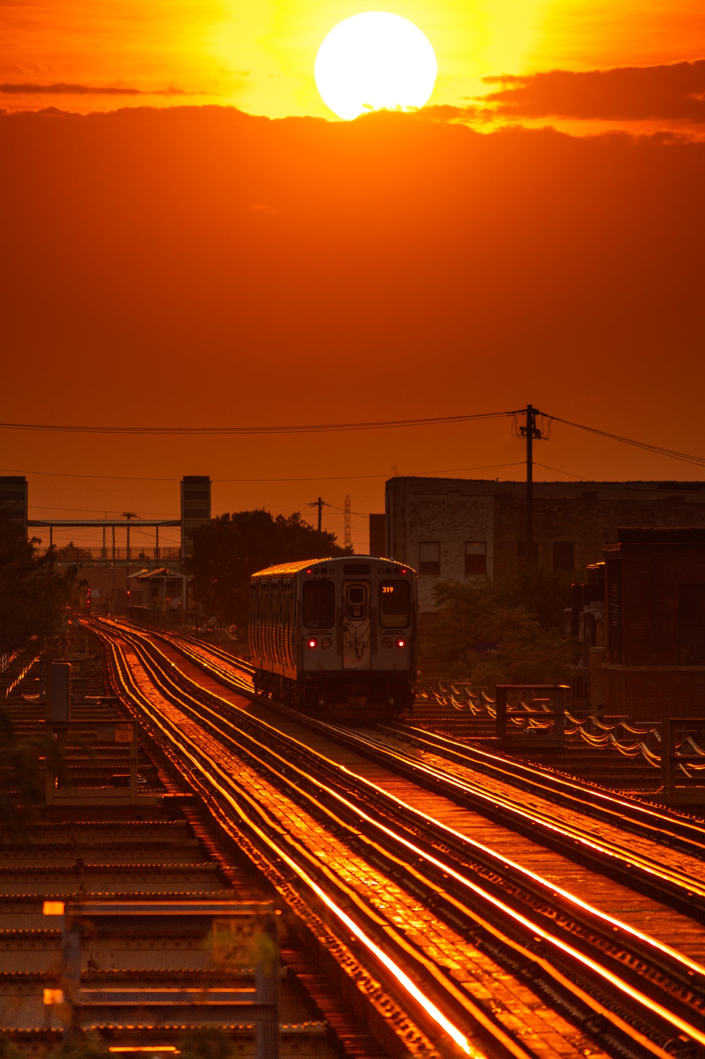 CTA Golden Hour Lake & Morgan